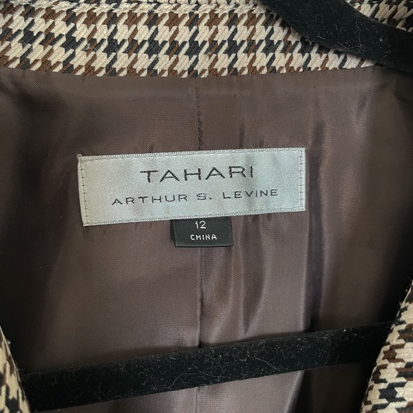 Tahari ASL Blazer - Picture 4 of 10
